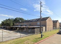 Pre-foreclosure in  Belle Park Dr #3974 Houston, TX 77072