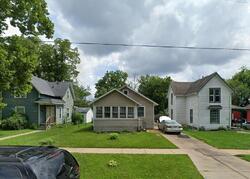 Pre-foreclosure in  Foster Ave Rockford, IL 61102