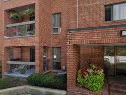 Pre-foreclosure in  Forum Sq Unit 607 Glenview, IL 60025