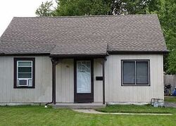 Pre-foreclosure in  Woodcrest Dr Buffalo, NY 14226