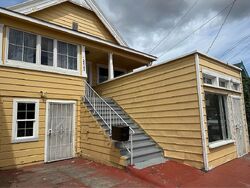 Pre-foreclosure in  Market St Oakland, CA 94607