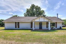 Pre-foreclosure in  Sooner Dr Oklahoma City, OK 73165