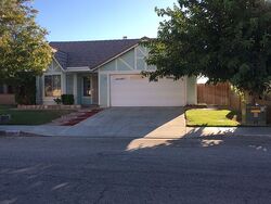 Pre-foreclosure in  HILLCREST DR Palmdale, CA 93552