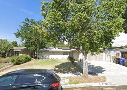 Pre-foreclosure in  Walnut Springs Ave Canyon Country, CA 91351