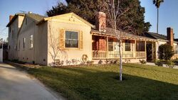 Pre-foreclosure in  N Buena Vista St Burbank, CA 91505