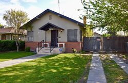 Pre-foreclosure in  N Fruit Ave Fresno, CA 93728