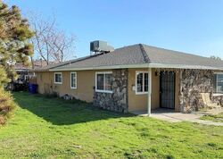 Pre-foreclosure in  Mango Ave Fontana, CA 92335