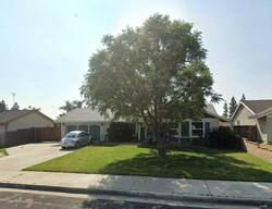 Pre-foreclosure in  Iris St Rialto, CA 92376