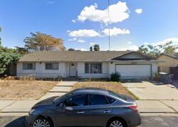 Pre-foreclosure in  Pecanwood Ave Manteca, CA 95336