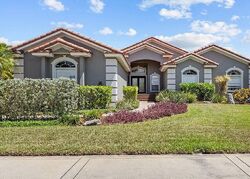 Pre-foreclosure in  Rubia Cir Apollo Beach, FL 33572