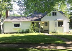 Pre-foreclosure in  Florence St Garden City, MI 48135