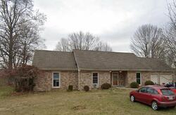  W Monique Dr, Scottsburg IN