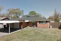 Pre-foreclosure in  Hydrangea Ave Orange, TX 77630