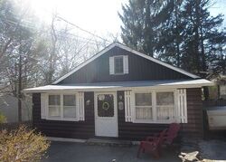  Cedar Ln, Sussex NJ