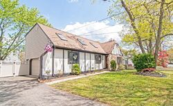 Pre-foreclosure in  Minerva St Point Pleasant Beach, NJ 08742