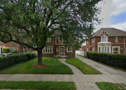 Pre-foreclosure in  Oakman Blvd Detroit, MI 48238