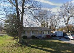 Pre-foreclosure in  Hood Rd Louisville, KY 40213