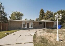 Pre-foreclosure in  E Larkspur Dr Sandy, UT 84094