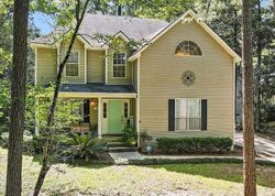 Pre-foreclosure in  Creekside Dr Daphne, AL 36526