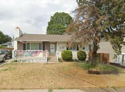 Pre-foreclosure in  S 6780 W Salt Lake City, UT 84128