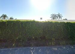 Pre-foreclosure in  Sw Golfview Ter  Boynton Beach, FL 33426