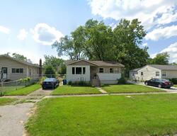 Pre-foreclosure in  Hamlin Ave Midlothian, IL 60445