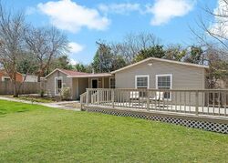 Pre-foreclosure in  Thrush Bend St San Antonio, TX 78209