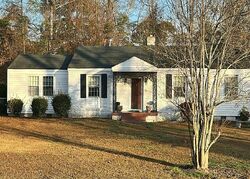 Pre-foreclosure in  Magnolia Dr Thomson, GA 30824