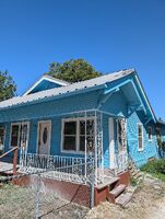 Pre-foreclosure in  Hays St San Antonio, TX 78202
