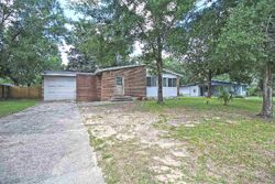 Pre-foreclosure in  Woodmere Dr Pensacola, FL 32503
