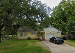Pre-foreclosure in  King Cir Temple, TX 76501