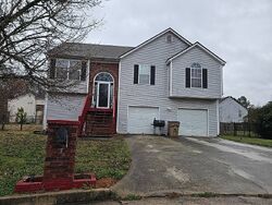 Pre-foreclosure in  Green Wing Way Morrow, GA 30260