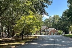  Runnymede Ct, Jonesboro GA
