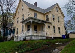 Pre-foreclosure in  Loveland St Middletown, CT 06457