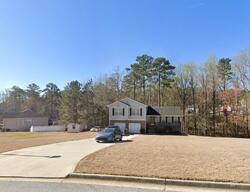 Pre-foreclosure in  Parnell Way Ellenwood, GA 30294