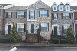 Pre-foreclosure in  Appaloosa Mill Ct Buford, GA 30519