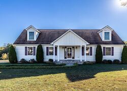  Rosewood Dr, Scottsville VA
