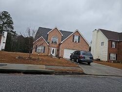 Pre-foreclosure in  Cheswick Dr Riverdale, GA 30296
