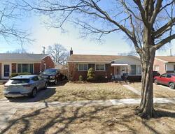 Pre-foreclosure in  Couzens Ave Madison Heights, MI 48071