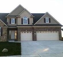 Pre-foreclosure in  Napa Valley Dr Milford, MI 48381