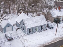 Pre-foreclosure in  Stark Ave Dover, NH 03820