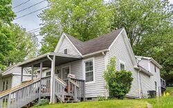 Pre-foreclosure in  Best Ave Corydon, IN 47112