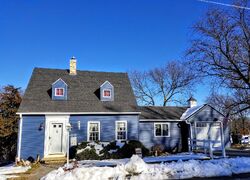 Pre-foreclosure in  Oakland Ave Oakland, IA 51560