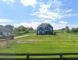 Pre-foreclosure in  Delaney Ferry Rd Versailles, KY 40383