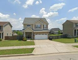 Pre-foreclosure in  Amanda Ct Richmond, KY 40475