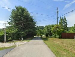 Pre-foreclosure in  Russell Dr Campton, KY 41301