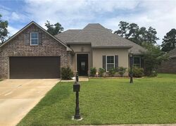 Pre-foreclosure in  Briarcrest St Shreveport, LA 71106
