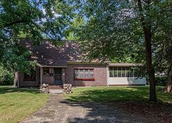  Lincoln Park Dr, Decatur IL