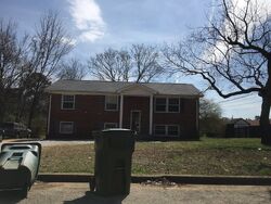 Pre-foreclosure in  Rosehill Dr Nw Huntsville, AL 35810