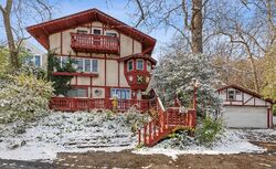 Pre-foreclosure in  S Main St Algonquin, IL 60102